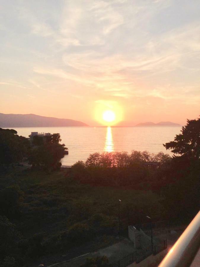 Appartamento Con Vista Mare Vlorë Exterior foto